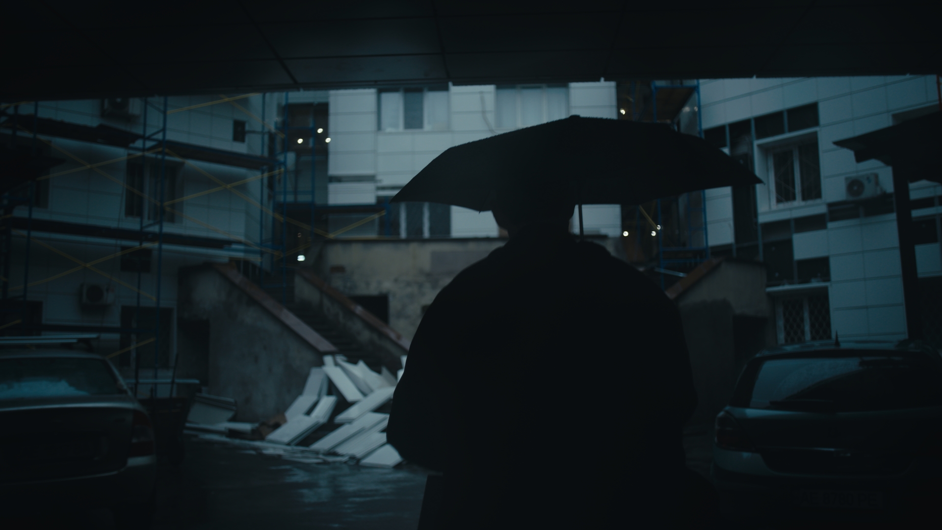 Dr. Alex Valadka walking to Mechnikov